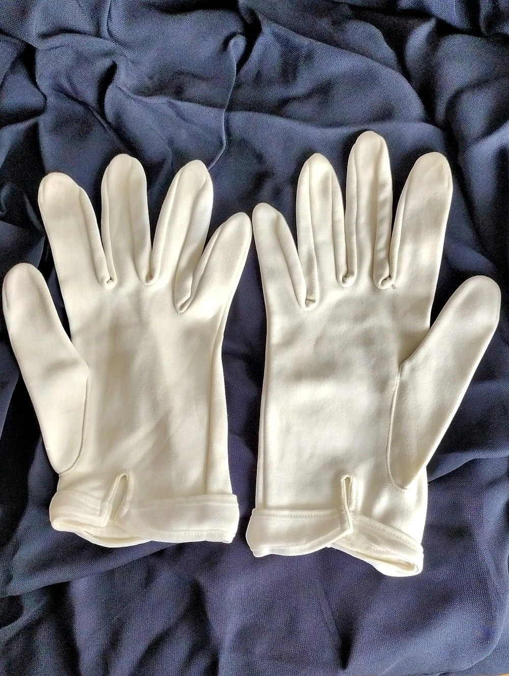 White Formal Gloves
